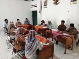 Seleksi Pengelola BUMKal Sri Taman Rejeki