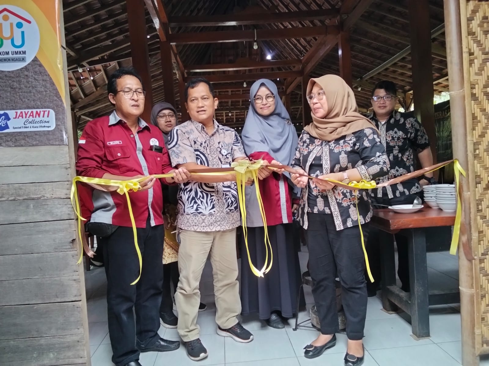 Teras UMKM Ngaglik Resmi Diluncurkan, Upaya FORKOM Perluas Pemasaran
